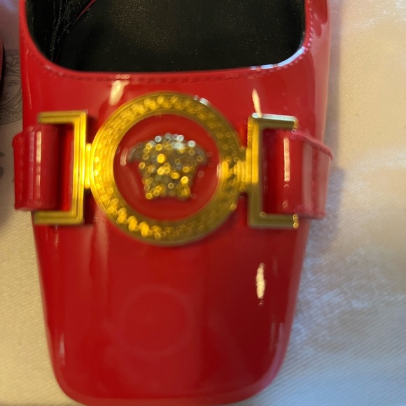 Size 37 1/2 Versace patent leather sling back coral color New - Picture 7 of 9
